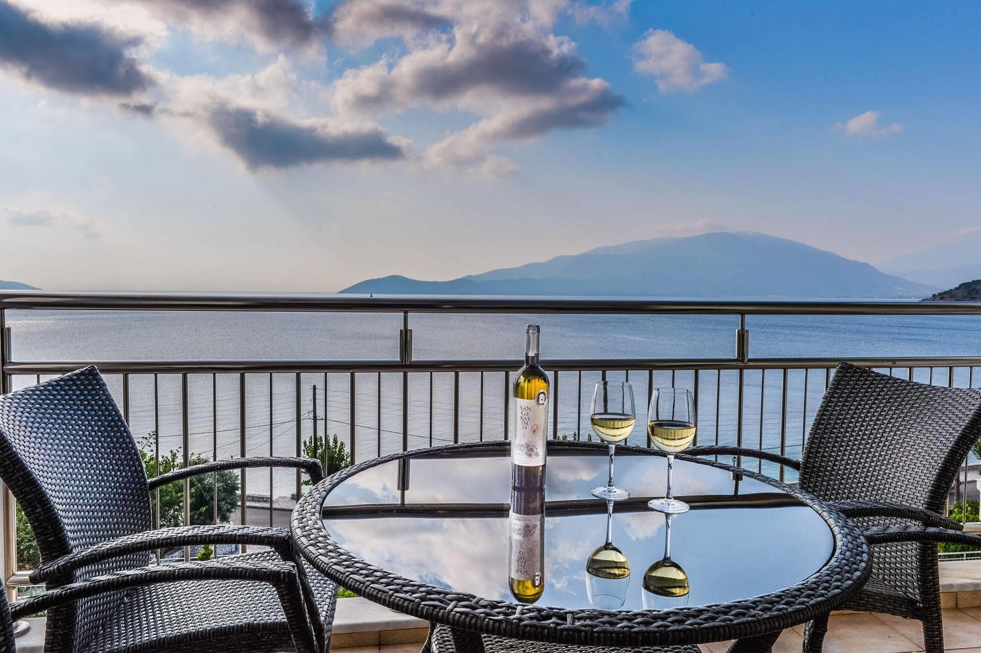 Odyssey Hotel & Spa Agia Efimia Bagian luar foto