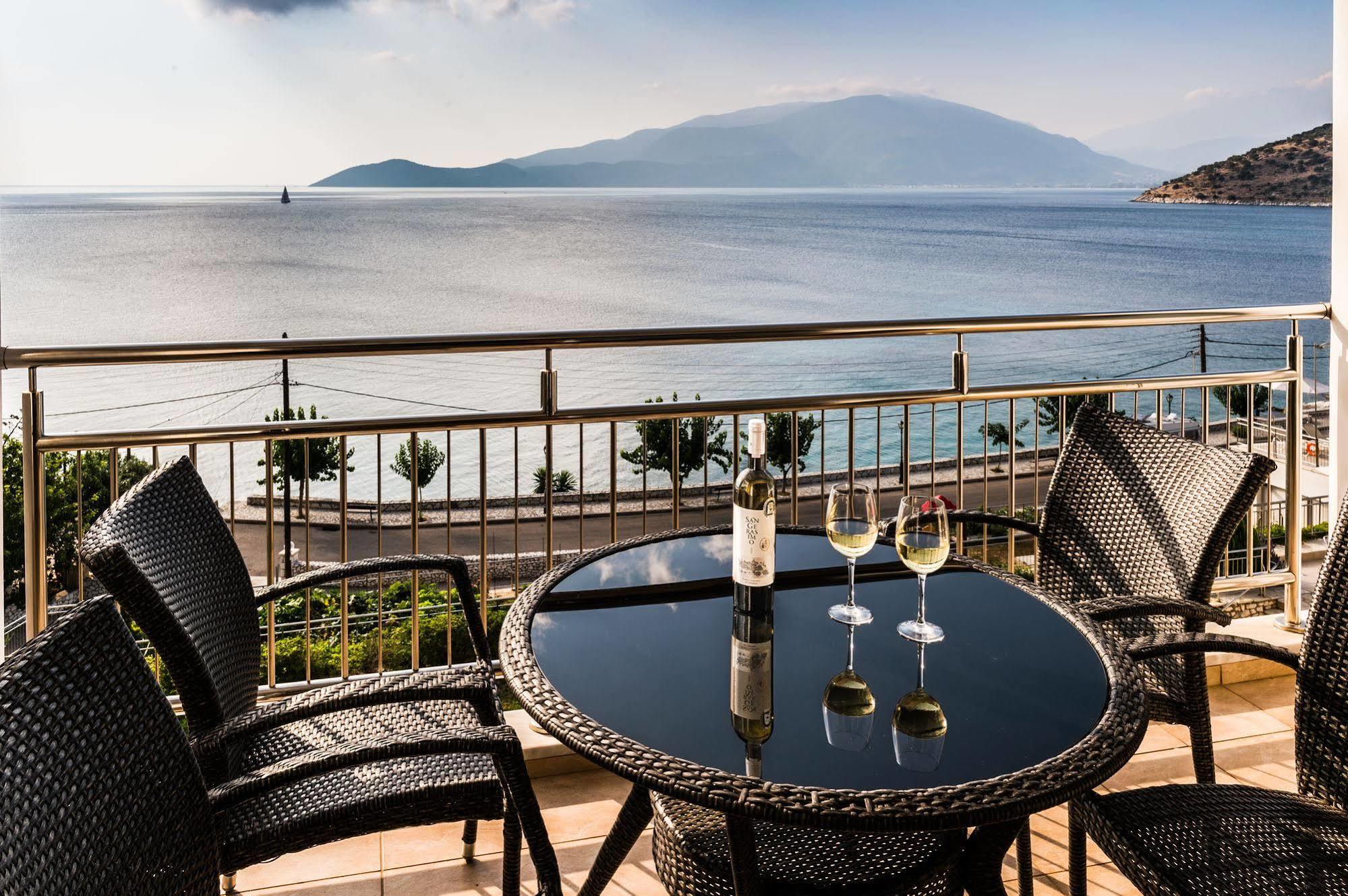 Odyssey Hotel & Spa Agia Efimia Bagian luar foto